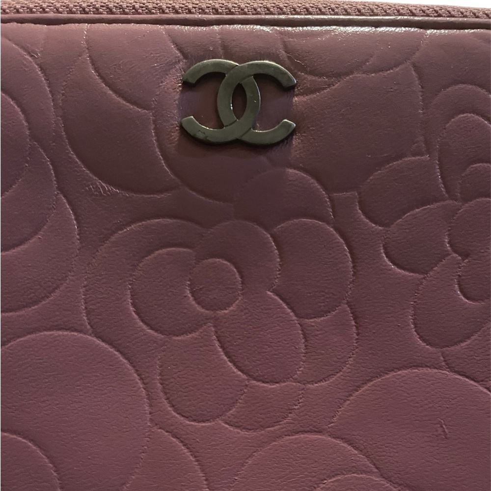 🌸CHANEL CAMELLIA ZIP AROUND LONG WALLET - Picture 4 of 13